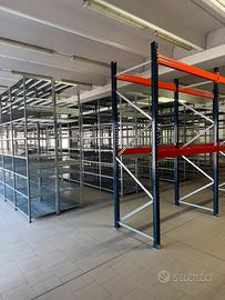 scaffali industriali