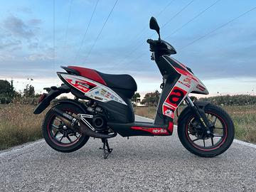 Aprilia SR 50 Motard 2T (2020)