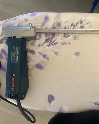 sega taglia gommapiuma bosch
