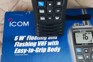 Ricetrasmettitore VHF Marino ICOM IC-M37E nuovo, m