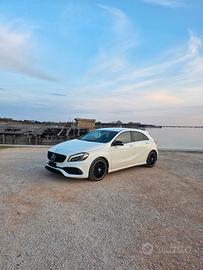 Mercedes Classe A200d Premium Amg