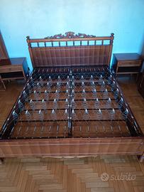 Struttura letto matrimoniale in noce