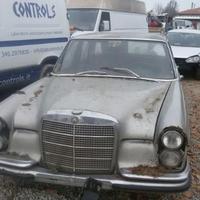 Mercedes 280 se modello 108 anni 70