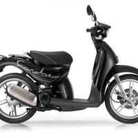 Scooter Aprilia modello Scarabeo 100 cc 