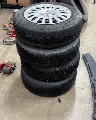 Cerchi e gomme fiat punto panda 500