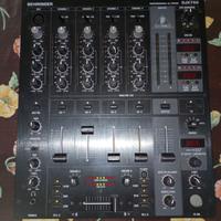 Mixer Behringer dj750