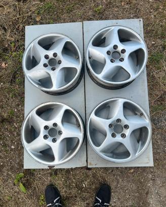 Cerchi in lega Volvo 16 Persus  5x108 6.5x16 ET43