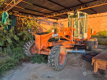 Motor grader fiat hitachi g80