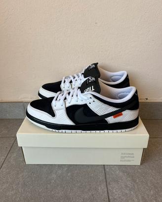 TIGHTBOOTH × Nike Dunk Low SB 46