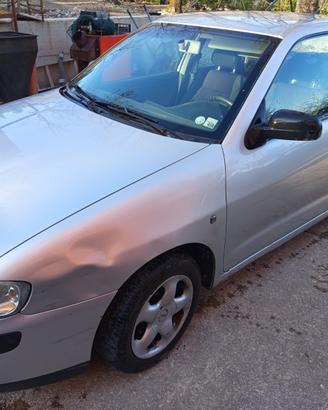 SEAT IBIZA 2001