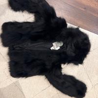 Pelliccia nera vera Viamaestra. Made in Italy