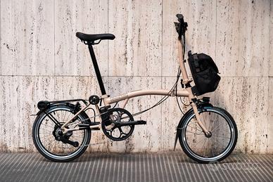 Brompton C Line bicicletta pieghevole elettrica
