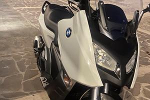 Bmw C600