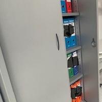 ARMADIO UFFICIO ANTE RIENTRANTI