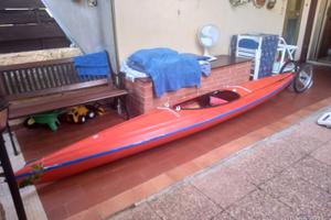 CANOA IN VETRORESINA - 4 mt
