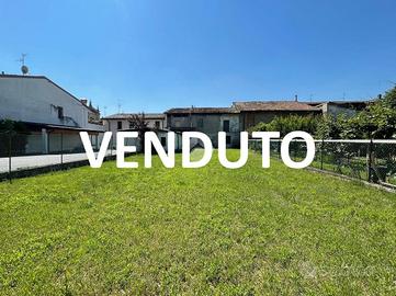 CASA DI CORTE A OSPITALETTO
