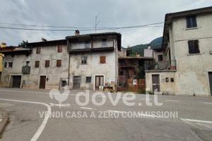 Rustico / Casale di 90 m² con più di 5 locali a Do