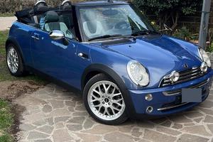 Mini Cooper cabrio 1600 cc
