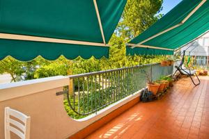 Appartamento di 114 m² con 4 locali e box auto a S