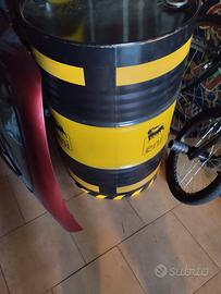 bidoni olio vuoti