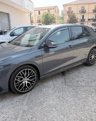 Volkswagen Golf 8 2021 1,5 tsi 130cv Rline