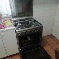 Piano cottura con forno elettrico