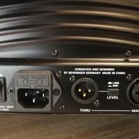 BEHRINGER EUROLIVE B205D 