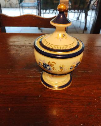 Vaso con Coperchio in Porcellana "Fiorentine"