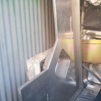 ripiani inox  singolare più dritto.. 