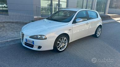 Alfa Romeo 147 1.6 16 V imp. gpl