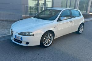 Alfa Romeo 147 1.6 16 V imp. gpl