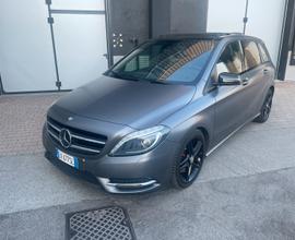 Mercedes B220 cdi Premium EURO 6 cambio automatico