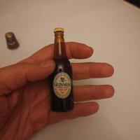 mignon bottiglia Guiness Dublino vetro metallo
