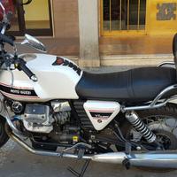 MOTO GUZZI V7 CLASSIC
