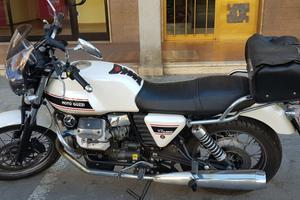 MOTO GUZZI V7 CLASSIC
