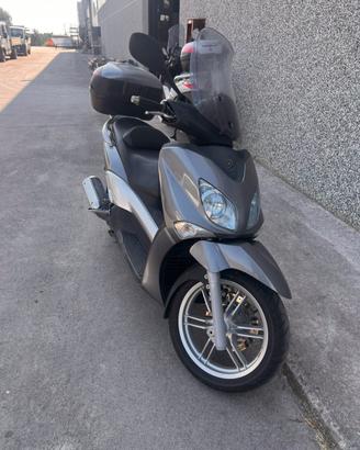 Yamaha xcity 250