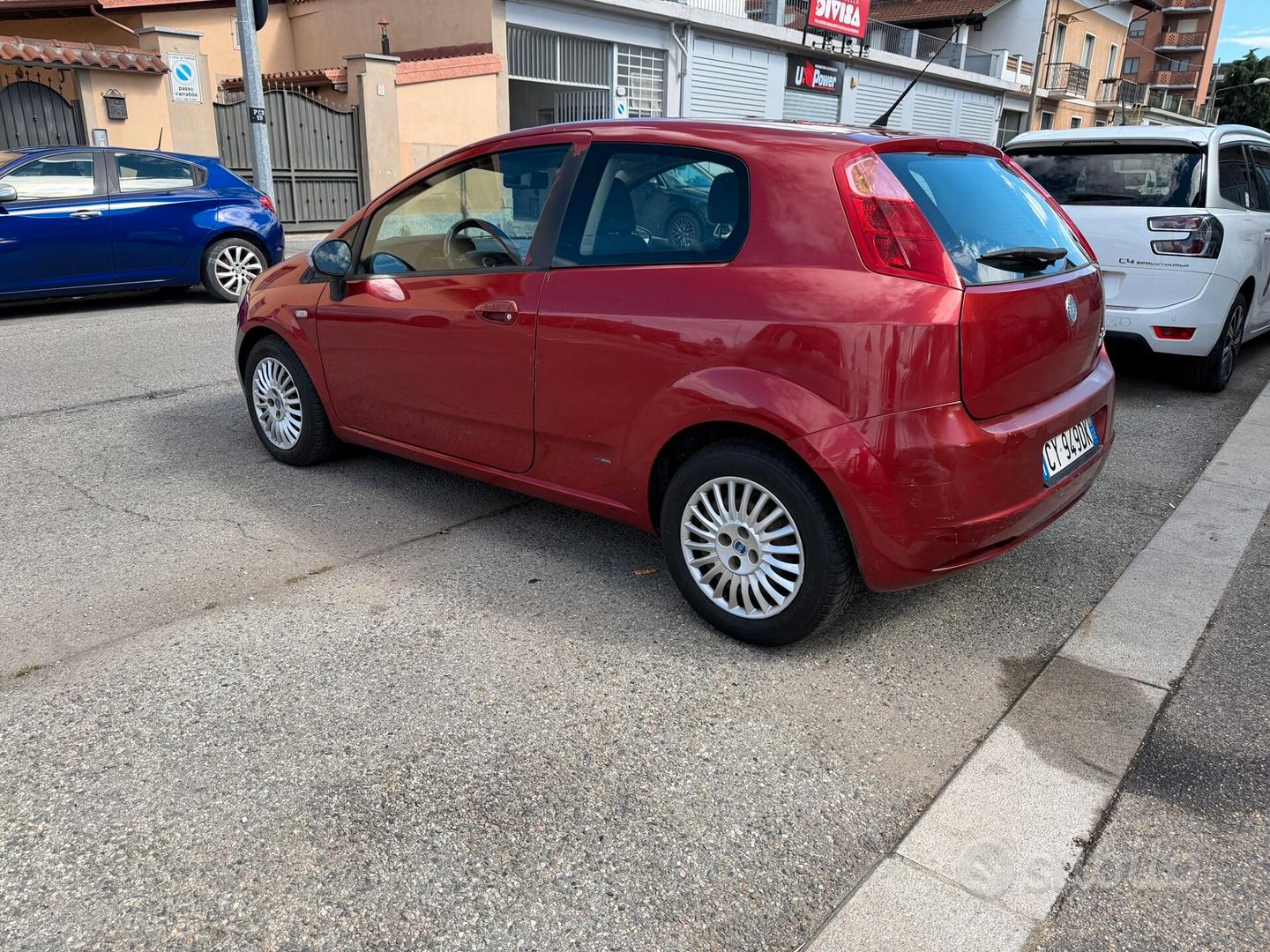 Fiat Grande Punto 2006 photo 2