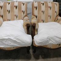 N. 2 poltrone stile classico 