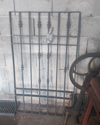 griglia protezione finestra