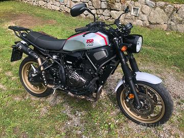 Yamaha xsr700 xtribute