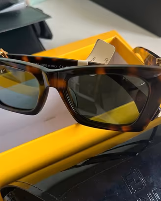 Fendi 40219 🔥 Originali Nuovi – Prezzo Trattabile