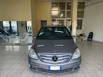 Mercedes- B 180 CDI Sport