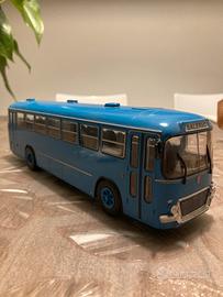 Modellino pullman Fiat 306/2 - Scala 1:43
