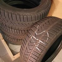Kit pneumatici invernali 205/55/R16 (BMW serie 1)