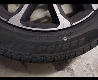 1 cerchio in lega Volvo (solo uno x ruota scorta)