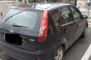 ford fiesta immatricolata 2007