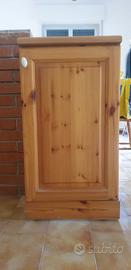 Mobile in legno