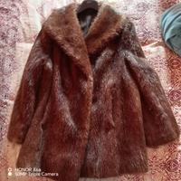 Una Pelliccia di visone e un  montone