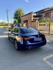 Alfa Romeo Giulia - Business 160cv - pelle