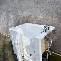 Vasca da bagno per anziani r diversamente abili